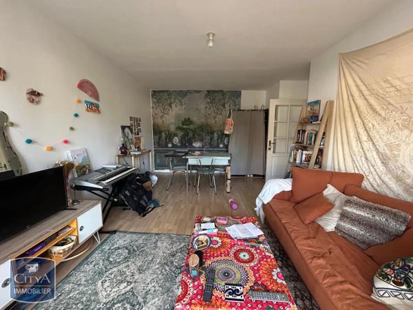 Appartement à louer 2 pièces 48.23m² Le Mans (72000)