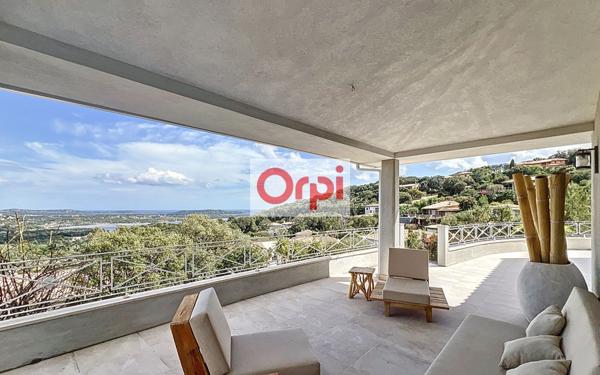 Maison à vendre    8 pièces •  Porto-Vecchio
