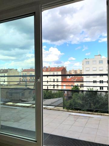 Appartement Alfortville 1 pièce 35.11 m² avec balcon et place de parking