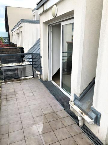 Appartement Alfortville 1 pièce 35.11 m² avec balcon et place de parking