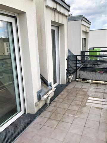 Appartement Alfortville 1 pièce 35.11 m² avec balcon et place de parking