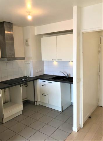 Appartement Alfortville 1 pièce 35.11 m² avec balcon et place de parking
