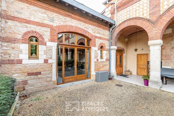 Bâtisse de charme avec jardin et terrasse – Anciennes écuries du XIXe siècle