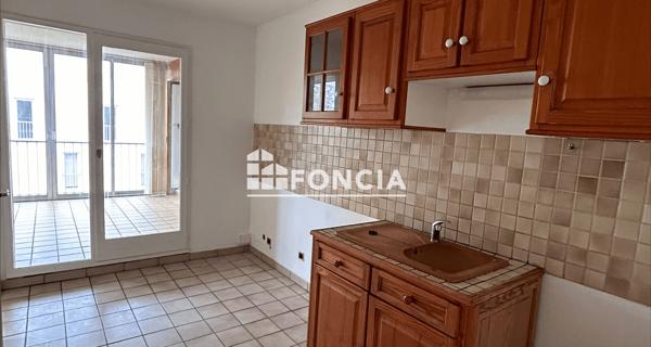Location Appartement 4 pièces 82.11 m² - Rennes 35200