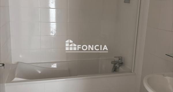 Location Appartement 4 pièces 82.11 m² - Rennes 35200