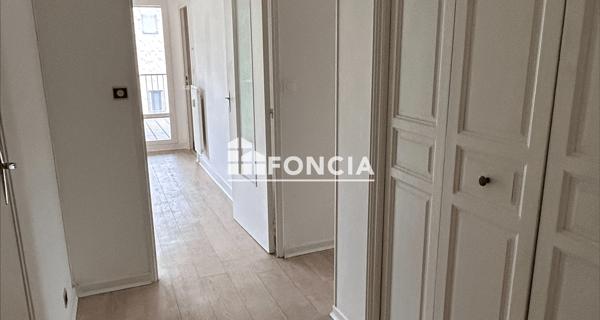 Location Appartement 4 pièces 82.11 m² - Rennes 35200