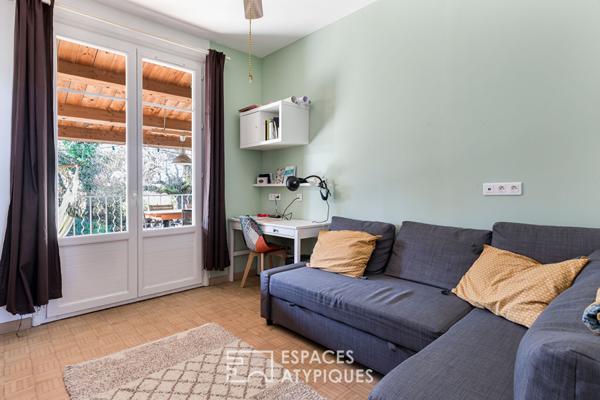 Maison familiale de plain pied avec piscine