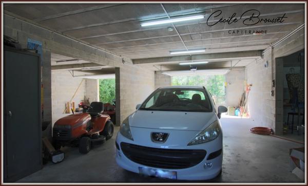 Belle villa de 2002 avec grand terrain et grand garage  SAINT LAURENT DE CERDANS (66)