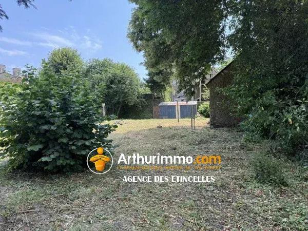 Vente                                                      Terrain
                        
                                                            à Martigné-Ferchaud