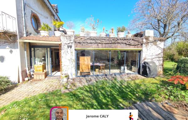 Maison de 225 m²