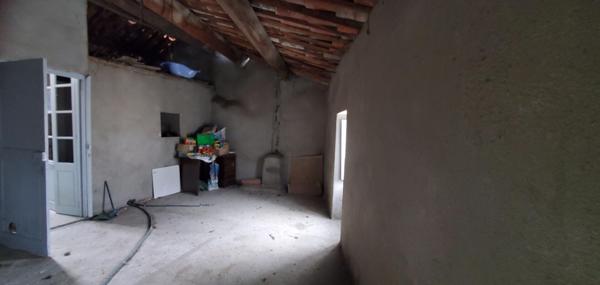 APPARTEMENT DE CARACTÈRE IMMEUBLE 1900 EN PLEIN C?UR DE VILLE