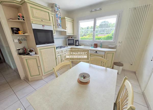 Maison 5 pièces – 129 m² environ à La Chapelle-des-Marais (ref : 79246M)