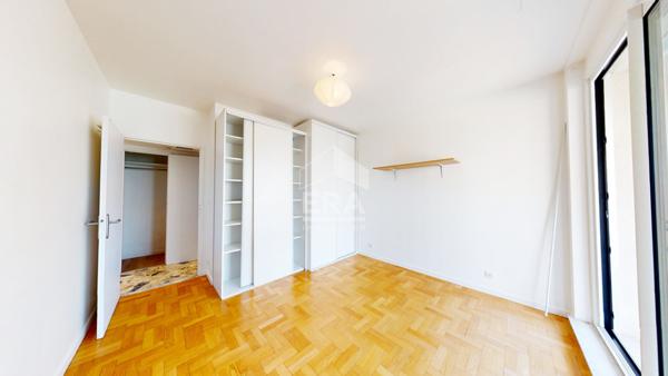 NICE - FLEURS / F. GROSSO : MAGNIFIQUE 2 PIÈCES AVEC TERRASSE EN DERNIER ÉTAGE