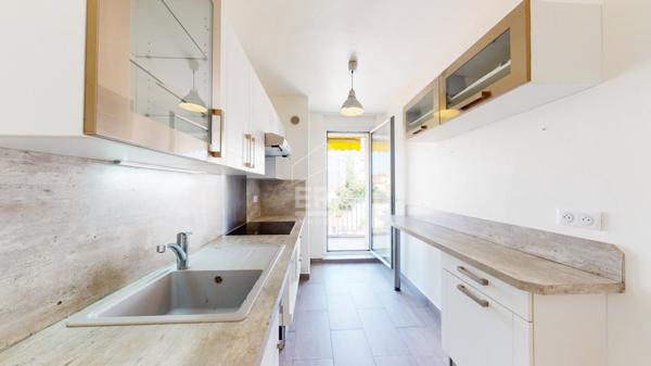 NICE - FLEURS / F. GROSSO : MAGNIFIQUE 2 PIÈCES AVEC TERRASSE EN DERNIER ÉTAGE