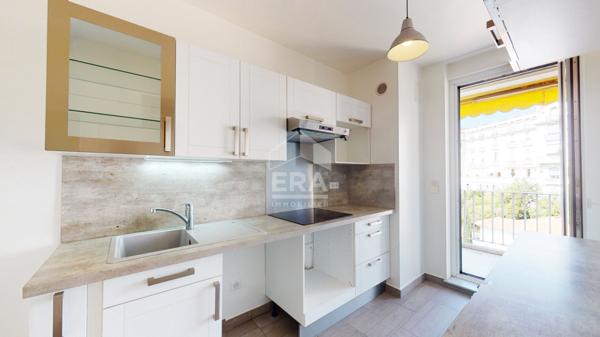 NICE - FLEURS / F. GROSSO : MAGNIFIQUE 2 PIÈCES AVEC TERRASSE EN DERNIER ÉTAGE