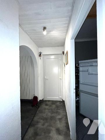 Jolie villa de plain-pied sur terrain plat de 755 m² proche commerces