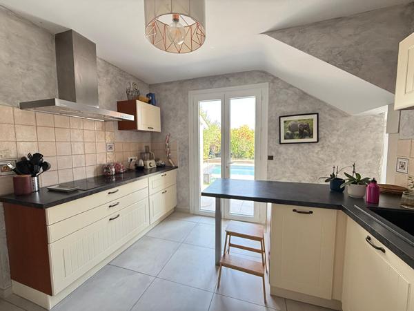A LOUER - PLAISANCE DU TOUCH - Maison 5 pièces 138 m² avec climatisation, piscine sécurisée et jardin cloturé - G1325