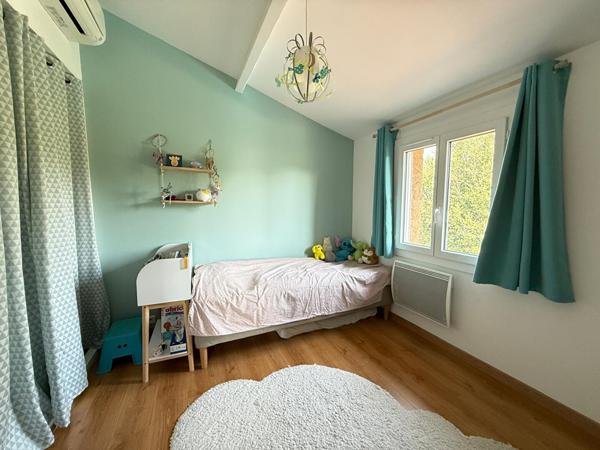 A LOUER - PLAISANCE DU TOUCH - Maison 5 pièces 138 m² avec climatisation, piscine sécurisée et jardin cloturé - G1325
