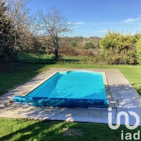 Maison à vendre 7 pièces 254 m² Chalais