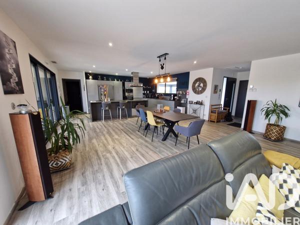 Maison à vendre 5 pièces 182 m² Lamonzie-Saint-Martin