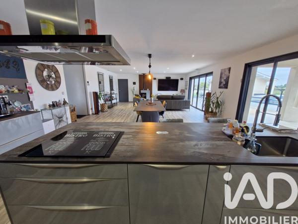Maison à vendre 5 pièces 182 m² Lamonzie-Saint-Martin