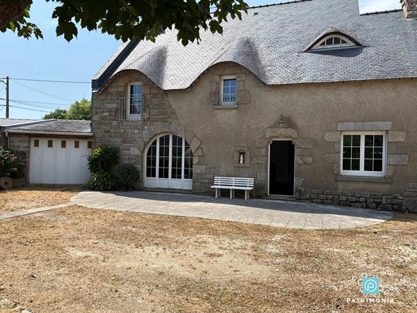 56520 GUIDEL Maison de caractère en pierre à Guidel - 4 chambres