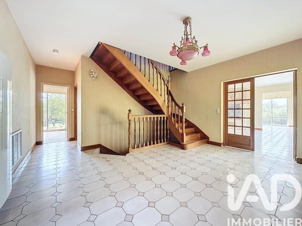 Maison à vendre 7 pièces 230 m² Lèves