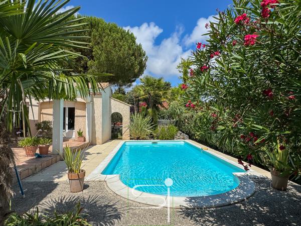 Villa 5 pièce(s) 3 chambre(s) 145 m²