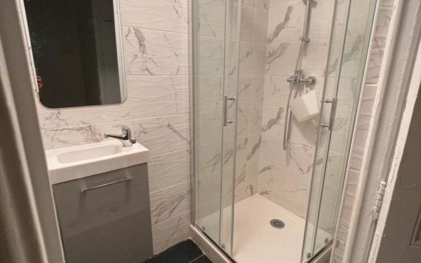 Maison à vendre    6 pièces • 126 m2 Marseille 10