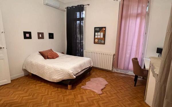 Maison à vendre    6 pièces • 126 m2 Marseille 10