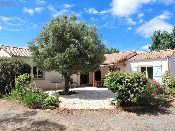 Achat - Maison Saint-Hilaire-de-Riez 85270 4 pièces 92 m 2 2000 m 2