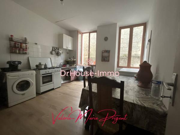 Immeuble à vendre 6 pièces de 240 m²