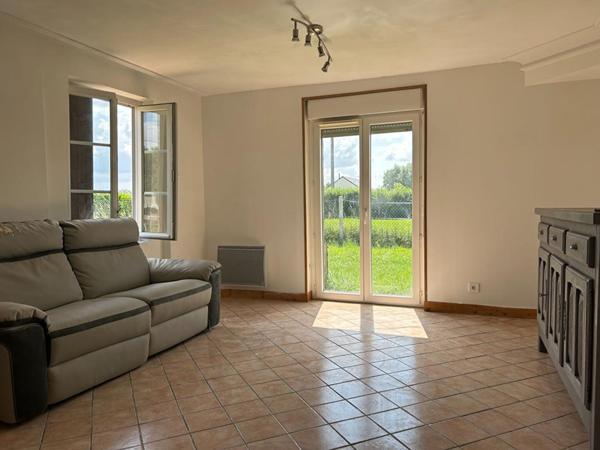27300  Maison Normande 5 pièces + double garage  170 000 Euros