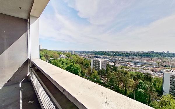 Appartement à vendre    3 pièces • 73 m2 Lyon 9