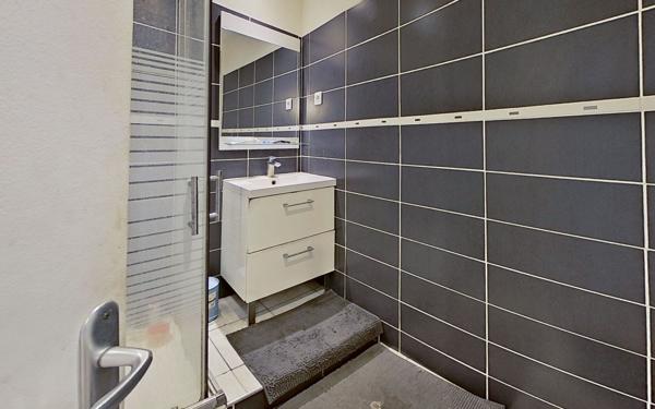 Appartement à vendre    3 pièces • 73 m2 Lyon 9