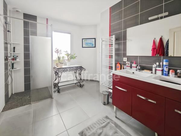 Maison T4 plain-pied 86 m² avec garage et terrain – Mouleydier (24)