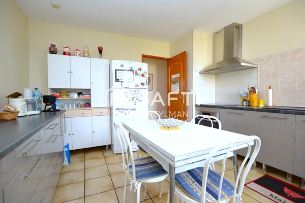 Maison de Plain-Pied, 97 m², 3 Chambres, Garage, Grand Jardin