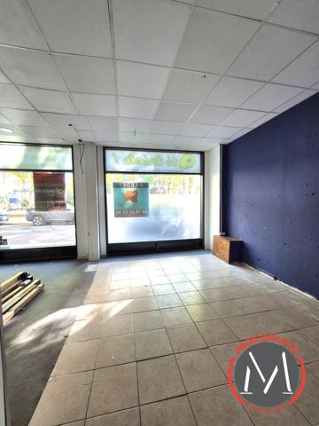 LOCATION LOCAL COMMERCIAL 94m2 - 69003 - Place Guichard