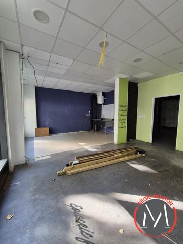 LOCATION LOCAL COMMERCIAL 94m2 - 69003 - Place Guichard