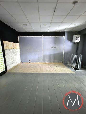 LOCATION LOCAL COMMERCIAL 94m2 - 69003 - Place Guichard
