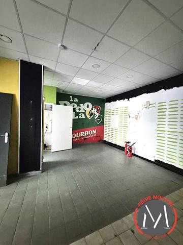 LOCATION LOCAL COMMERCIAL 94m2 - 69003 - Place Guichard