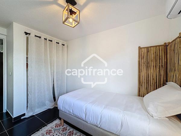 À LOUER – APPARTEMENT DUPLEX MEUBLÉ – RÉSIDENCE JARDIN DES CARAÏBES – PETIT-BOURG (97170)