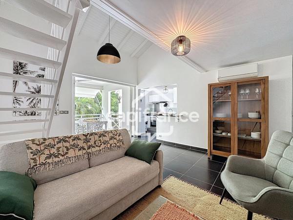 À LOUER – APPARTEMENT DUPLEX MEUBLÉ – RÉSIDENCE JARDIN DES CARAÏBES – PETIT-BOURG (97170)