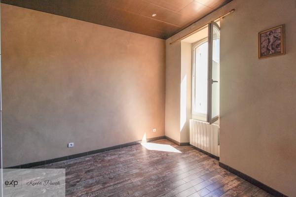 T4 de 70m2 avec terrasse, centre de Rognes