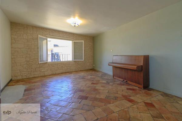 T4 de 70m2 avec terrasse, centre de Rognes