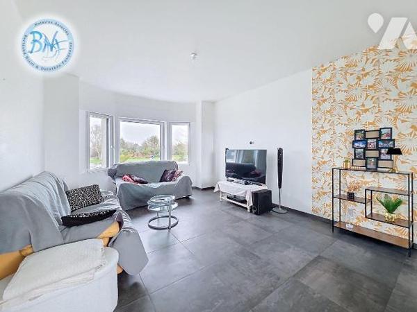 À l'entrée du Cabellou, dans un secteur particulièrement recherché, venez découvrir cette maiso...