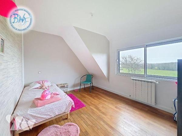 À l'entrée du Cabellou, dans un secteur particulièrement recherché, venez découvrir cette maiso...