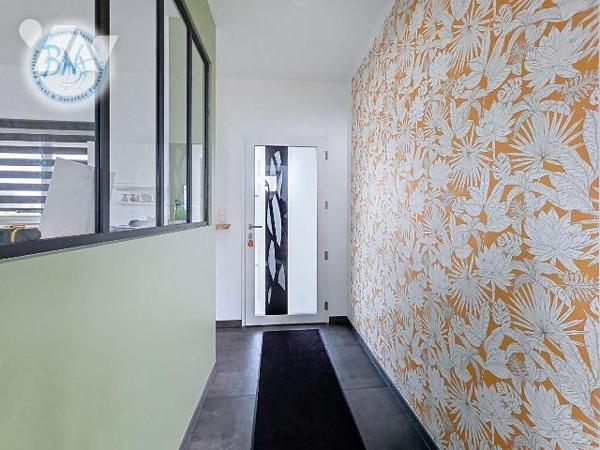 À l'entrée du Cabellou, dans un secteur particulièrement recherché, venez découvrir cette maiso...