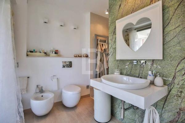 Villa Cap d'Antibes proche des plages à pied