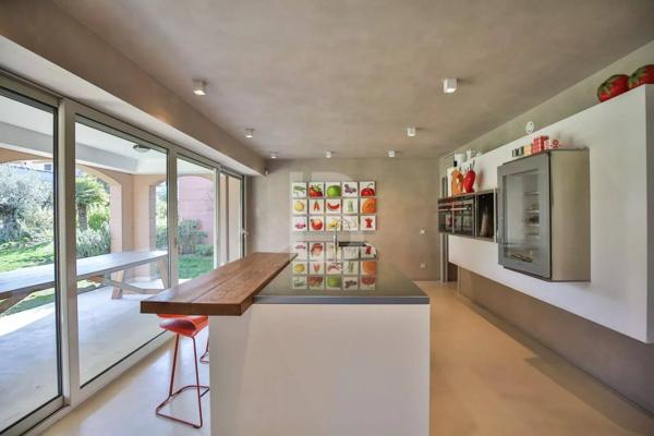 Villa Cap d'Antibes proche des plages à pied